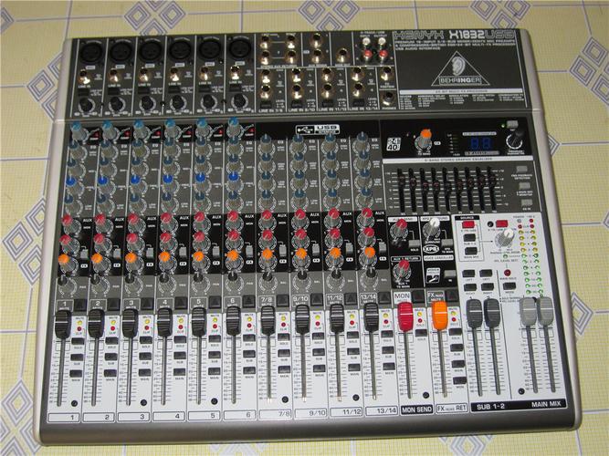 恩平市奥斯顿音响器材厂 产品供应 百灵达x1832usb 专业录音数字舞台